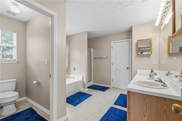 3339 Hillside Links Drive, Snellville, GA 30039