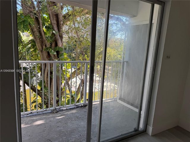 645 NE 121st Street 306, North Miami, FL 33161