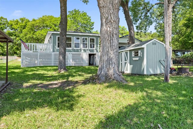 712 W Lake Drive, Weatherford, TX 76087