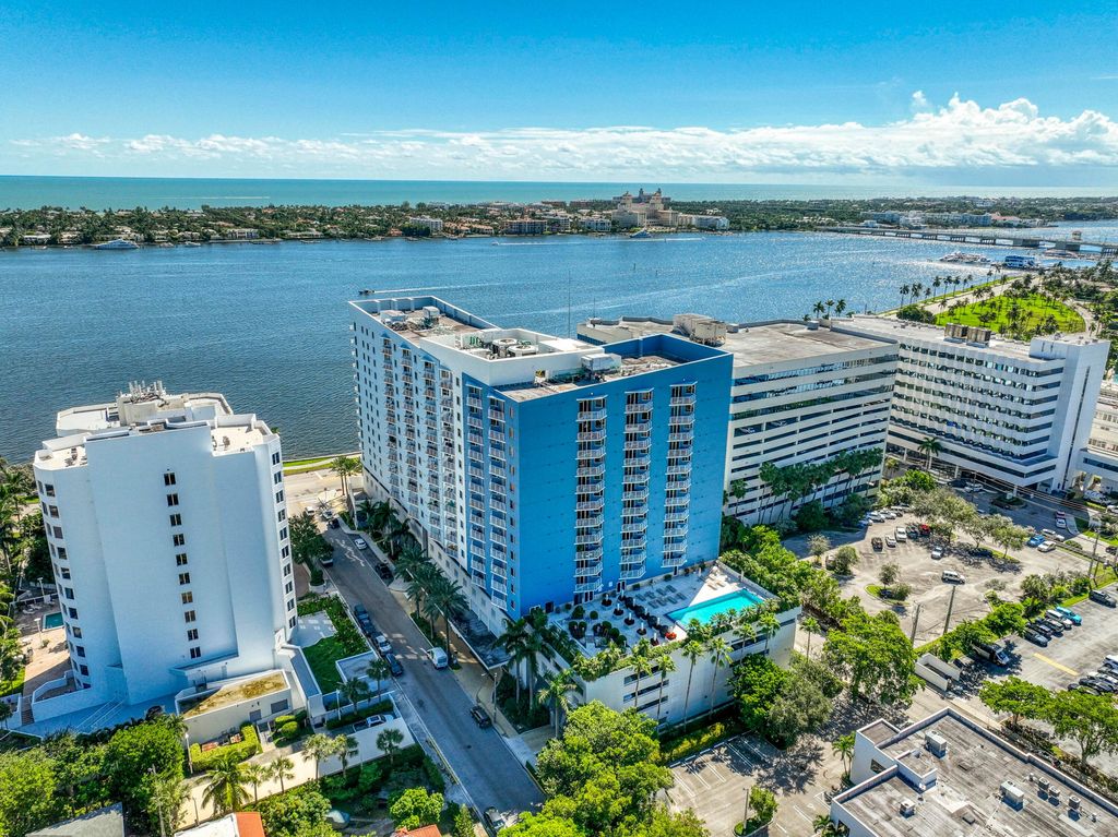 1551 N Flagler Drive Lph-16, West Palm Beach, FL 33401