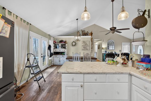 333 Windsong Drive, La Fayette, GA 30728