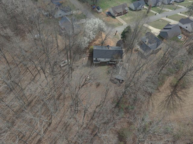 333 Windsong Drive, La Fayette, GA 30728