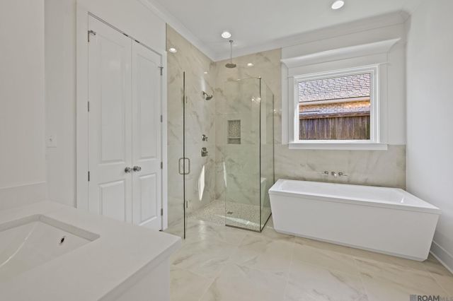 17470 Lions Ear Ln, Prairieville, LA 70769