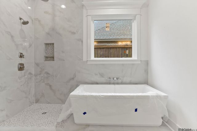 17470 Lions Ear Ln, Prairieville, LA 70769