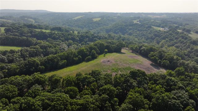 Lake Point Drive, Lowell, AR 72745