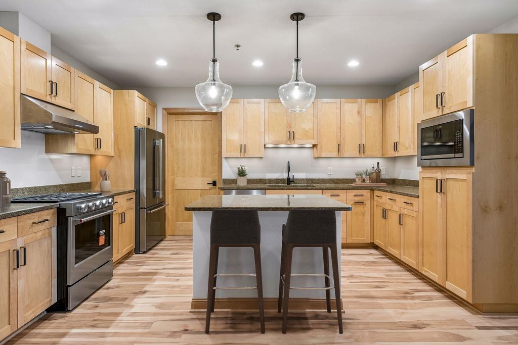 4100 Shoreline Drive S204, Spring Park, MN 55384 — photo 4