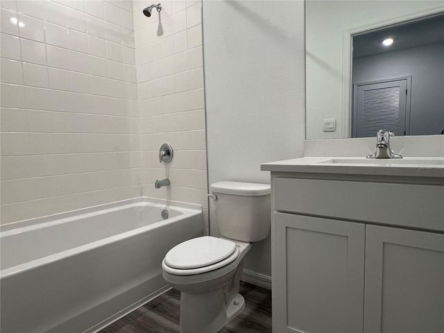 2472 RIVERSONG LODGE LANE, Wesley Chapel, FL 33543