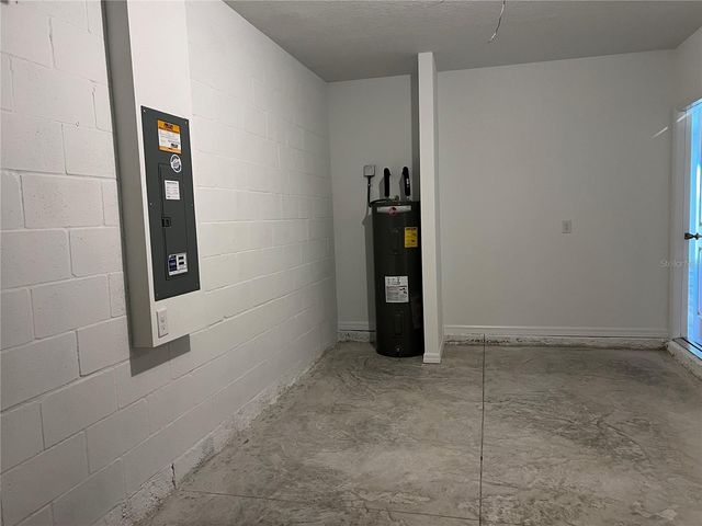 2472 RIVERSONG LODGE LANE, Wesley Chapel, FL 33543