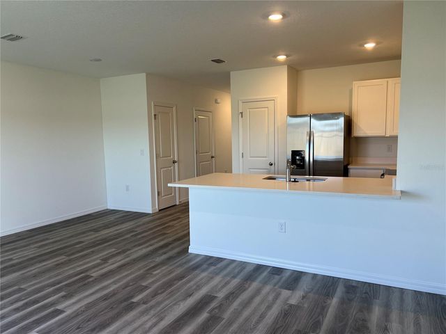 2472 RIVERSONG LODGE LANE, Wesley Chapel, FL 33543