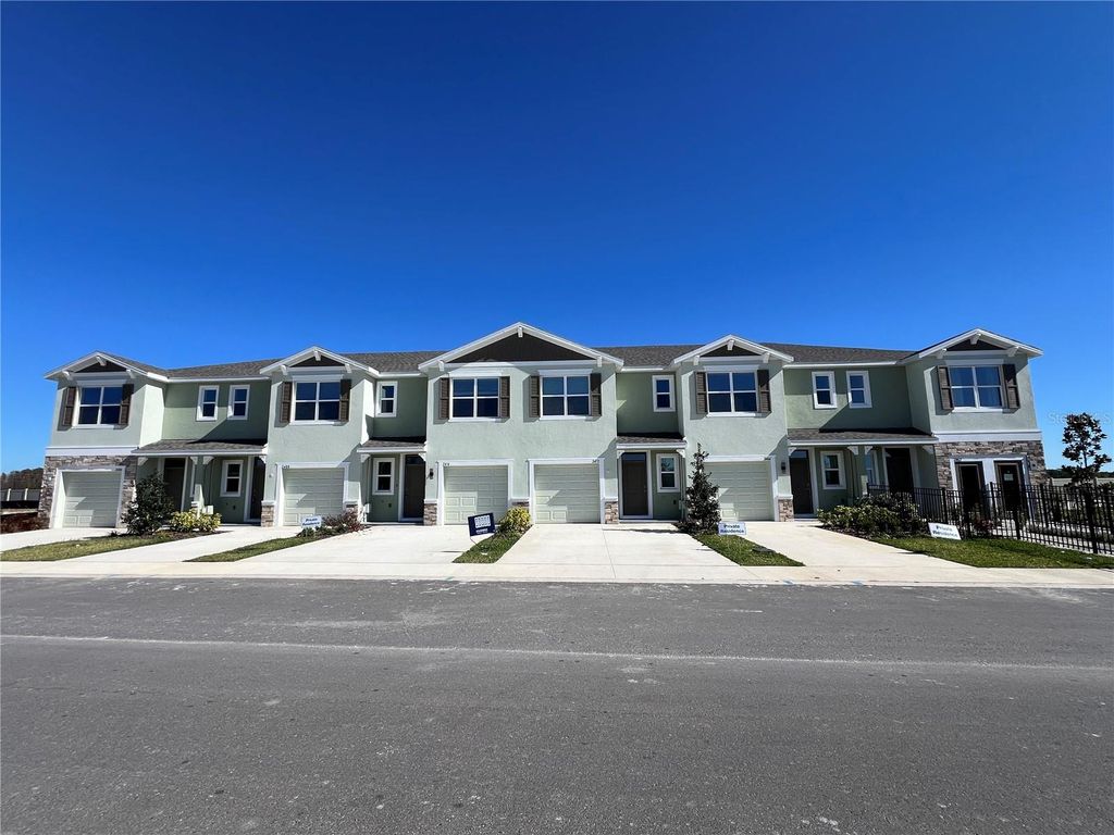 2472 RIVERSONG LODGE LANE, Wesley Chapel, FL 33543