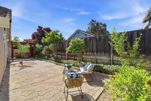 2372 Apsis Court, San Jose, CA 95124