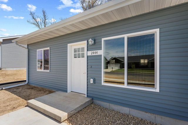 2444 Russell Court, Reedsburg, WI 53959