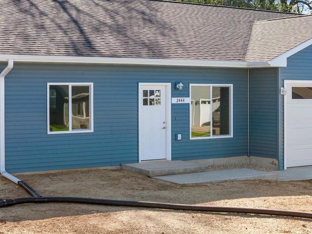 2444 Russell Court, Reedsburg, WI 53959