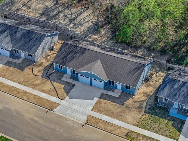 2444 Russell Court, Reedsburg, WI 53959
