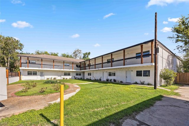 6811 Del Rio Street 2, Houston, TX 77021