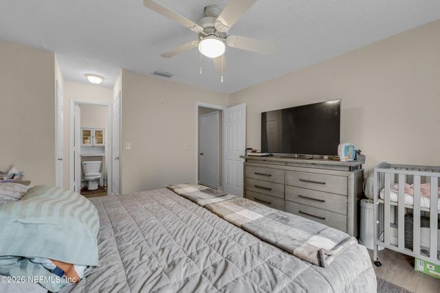 5811 ATLANTIC Boulevard 201, Jacksonville, FL 32207