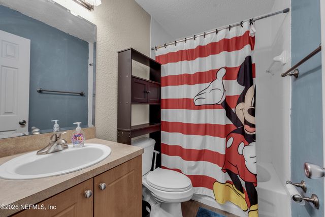 5811 ATLANTIC Boulevard 201, Jacksonville, FL 32207