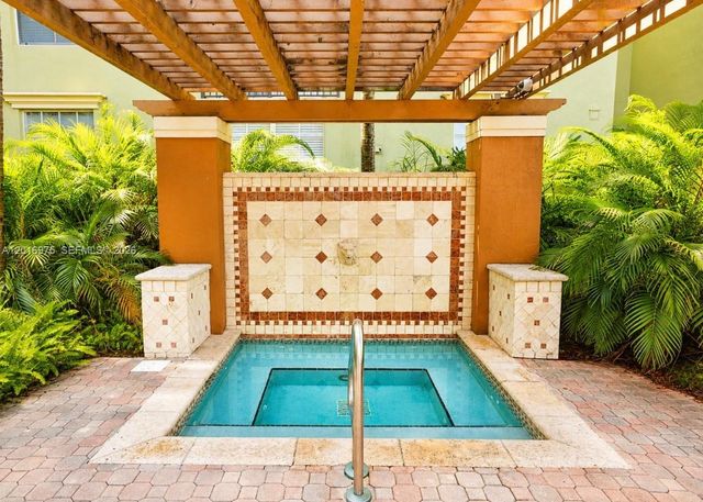 1919 Van Buren St 115A, Hollywood, FL 33020