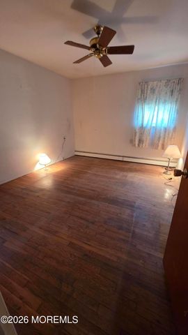 3 Newport Place, Toms River, NJ 08753