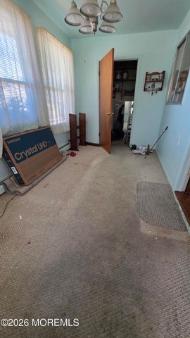 3 Newport Place, Toms River, NJ 08753