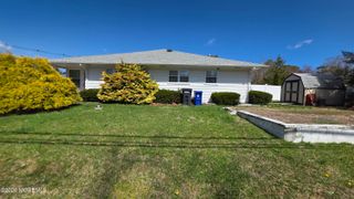 3 Newport Place, Toms River, NJ 08753