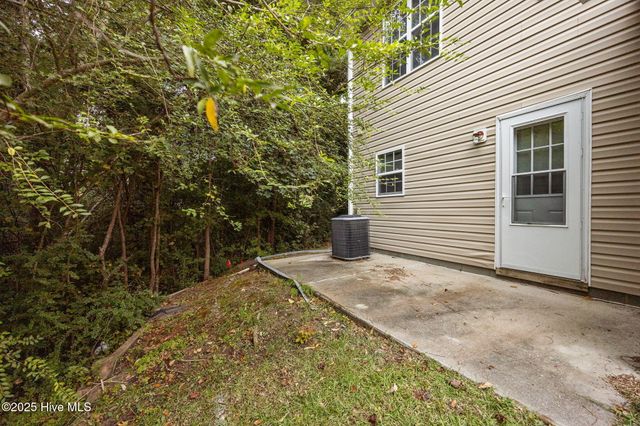100 Apache Trail, Havelock, NC 28532
