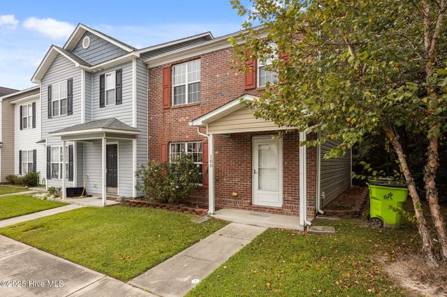 100 Apache Trail, Havelock, NC 28532