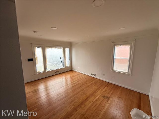 386 Amherst Street, Inkster, MI 48141