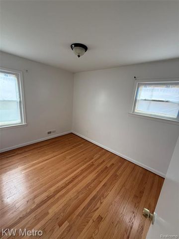 386 Amherst Street, Inkster, MI 48141