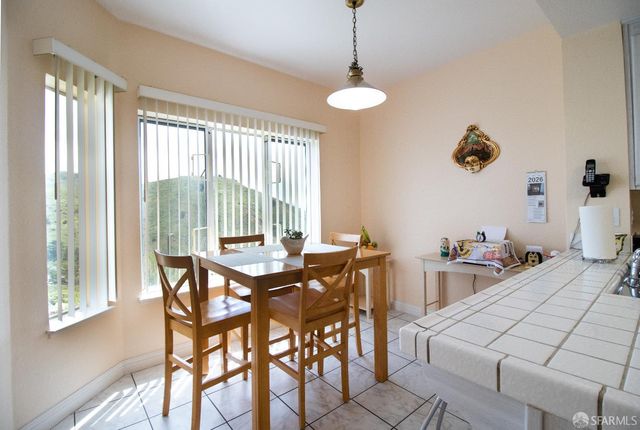 743 Green Ridge Drive 2, Daly City, CA 94014