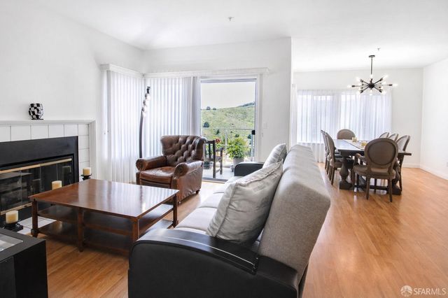 743 Green Ridge Drive 2, Daly City, CA 94014