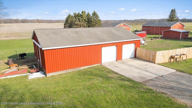 2304 N Chester Road, Charlotte, MI 48813