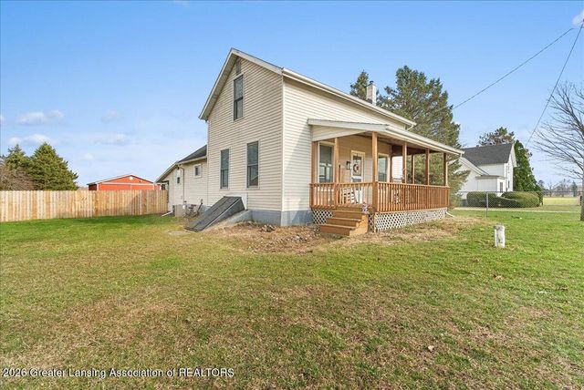 2304 N Chester Road, Charlotte, MI 48813