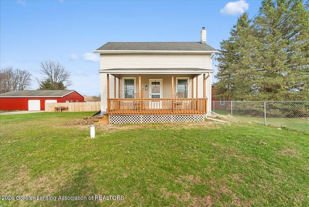 2304 N Chester Road, Charlotte, MI 48813