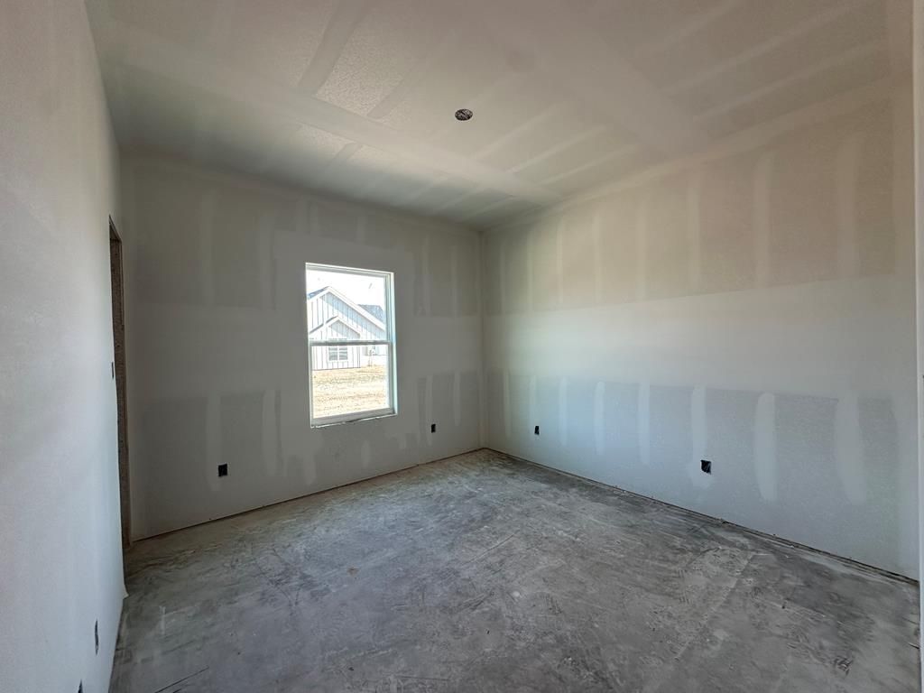 Image 13 of property listing at 9710 Grey Wolf Lane, San Angelo, TX 76901