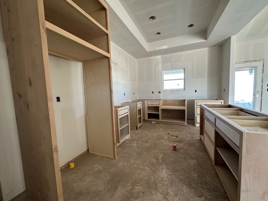 Image 18 of property listing at 9710 Grey Wolf Lane, San Angelo, TX 76901