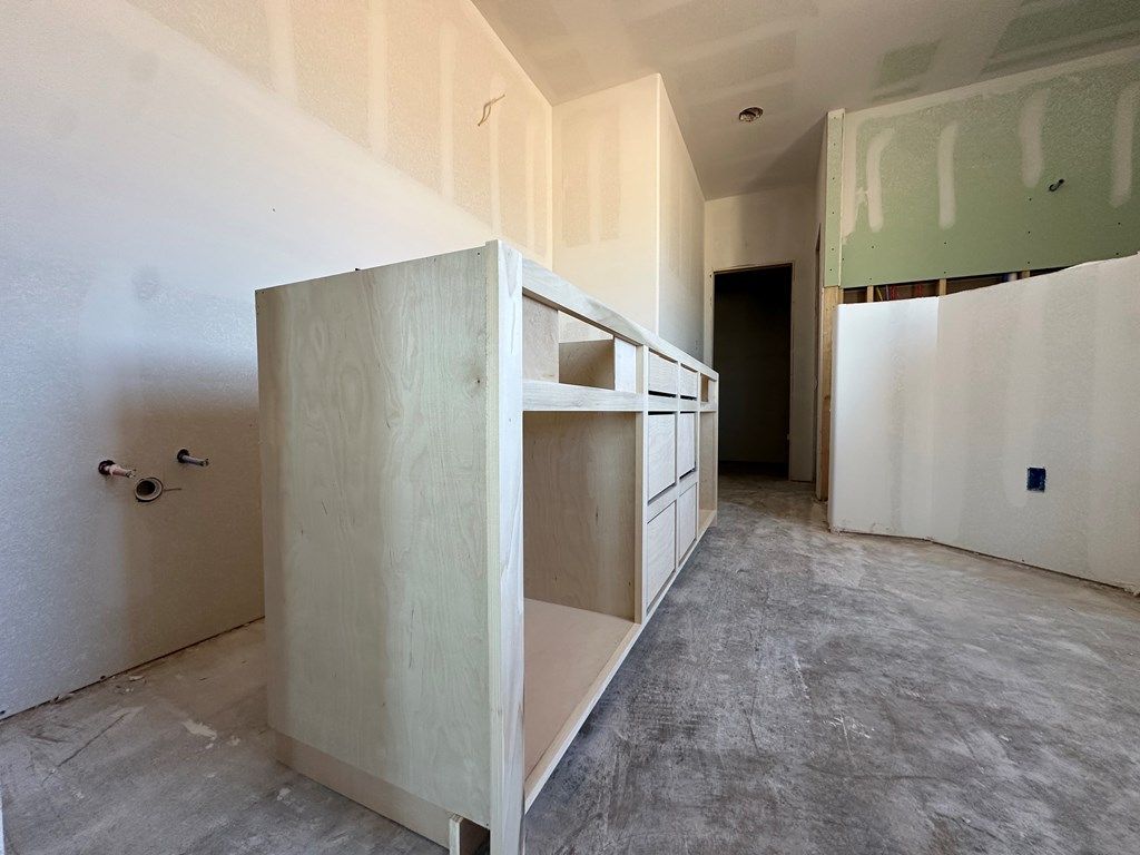 Image 20 of property listing at 9710 Grey Wolf Lane, San Angelo, TX 76901