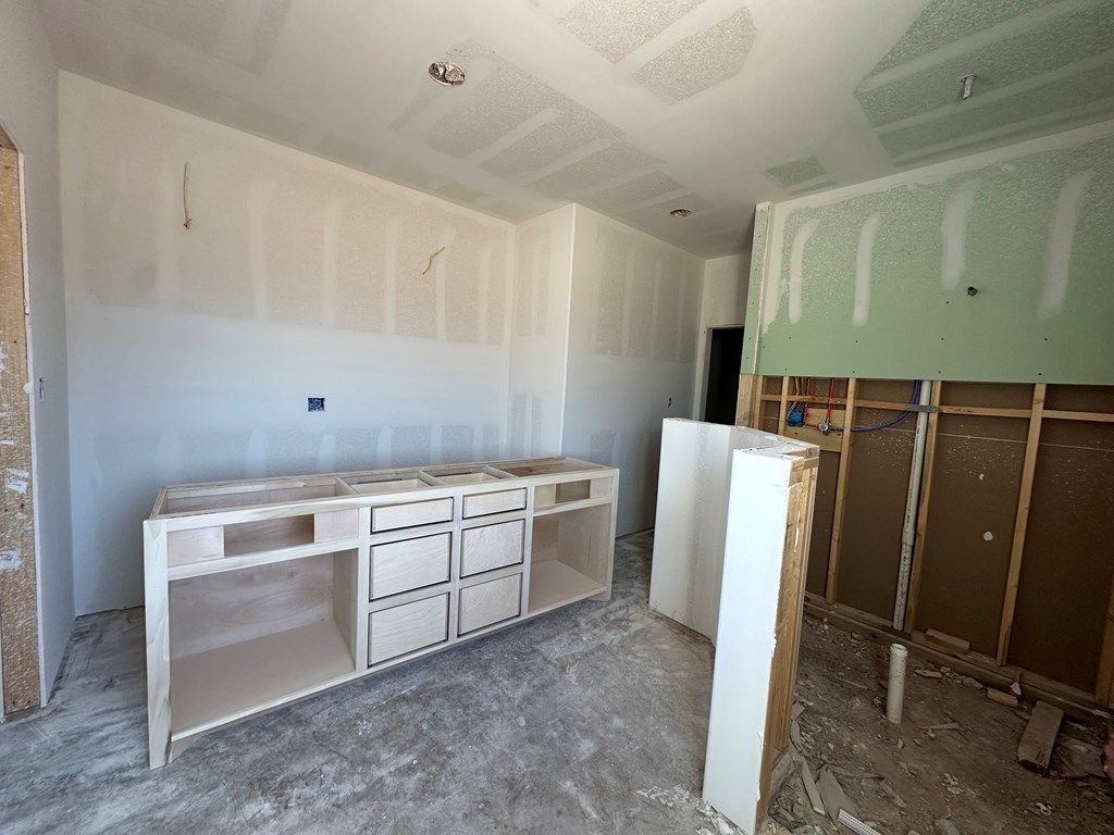 Image 31 of property listing at 9710 Grey Wolf Lane, San Angelo, TX 76901