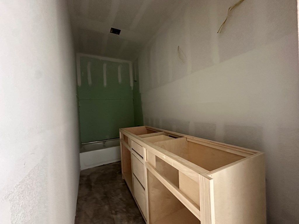 Image 33 of property listing at 9710 Grey Wolf Lane, San Angelo, TX 76901