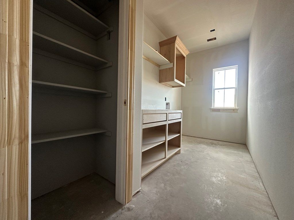 Image 36 of property listing at 9710 Grey Wolf Lane, San Angelo, TX 76901