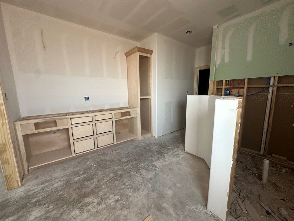 Image 37 of property listing at 9710 Grey Wolf Lane, San Angelo, TX 76901