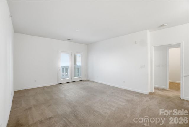 16742 Amberside Road E, Cornelius, NC 28031