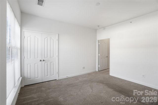 16742 Amberside Road E, Cornelius, NC 28031