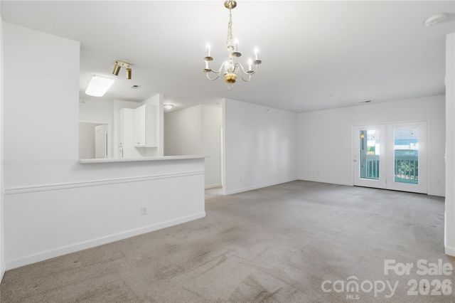 16742 Amberside Road E, Cornelius, NC 28031