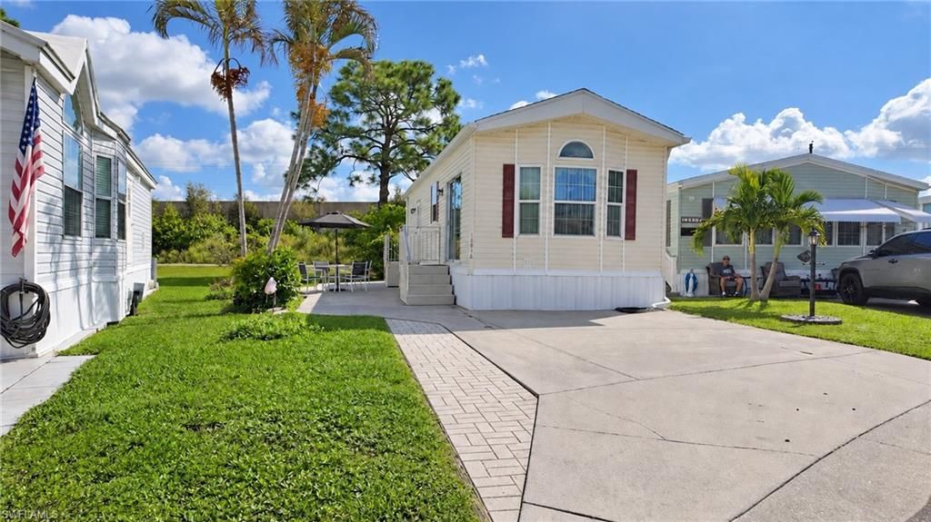 10915 Snowy Egret CIR, ESTERO, FL 33928 — exterior