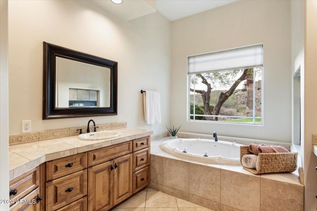 16101 E Powderhorn Drive, Fountain Hills, AZ 85268