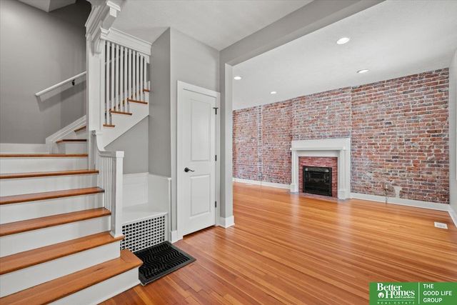 4004 Harney Street, Omaha, NE 68131