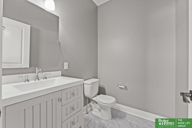 4004 Harney Street, Omaha, NE 68131