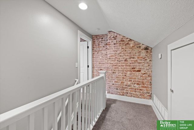 4004 Harney Street, Omaha, NE 68131