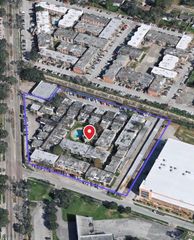 7047 Bissonnet Street 32, Houston, TX 77074